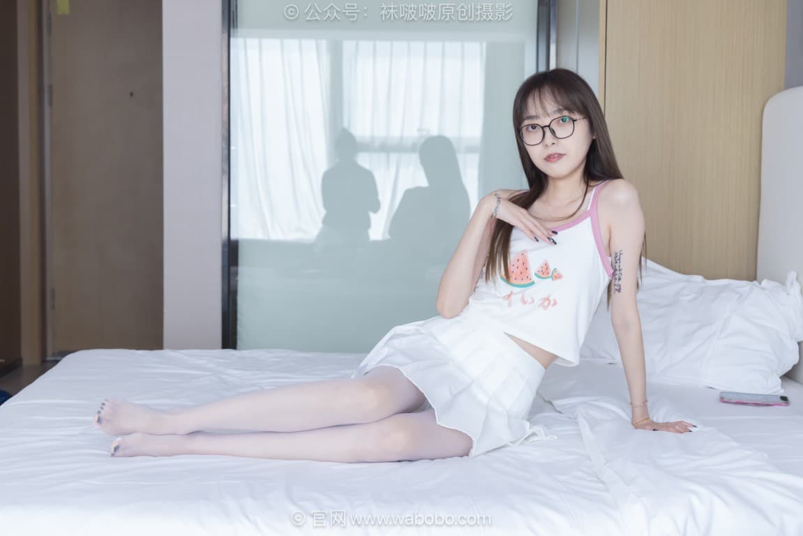 BoBoSocks袜啵啵 679期：稚予-高跟鞋、薄肉丝（脚尖微加固款）、薄白丝（脚尖透明款）、裸足（黑色美甲）（花絮版）