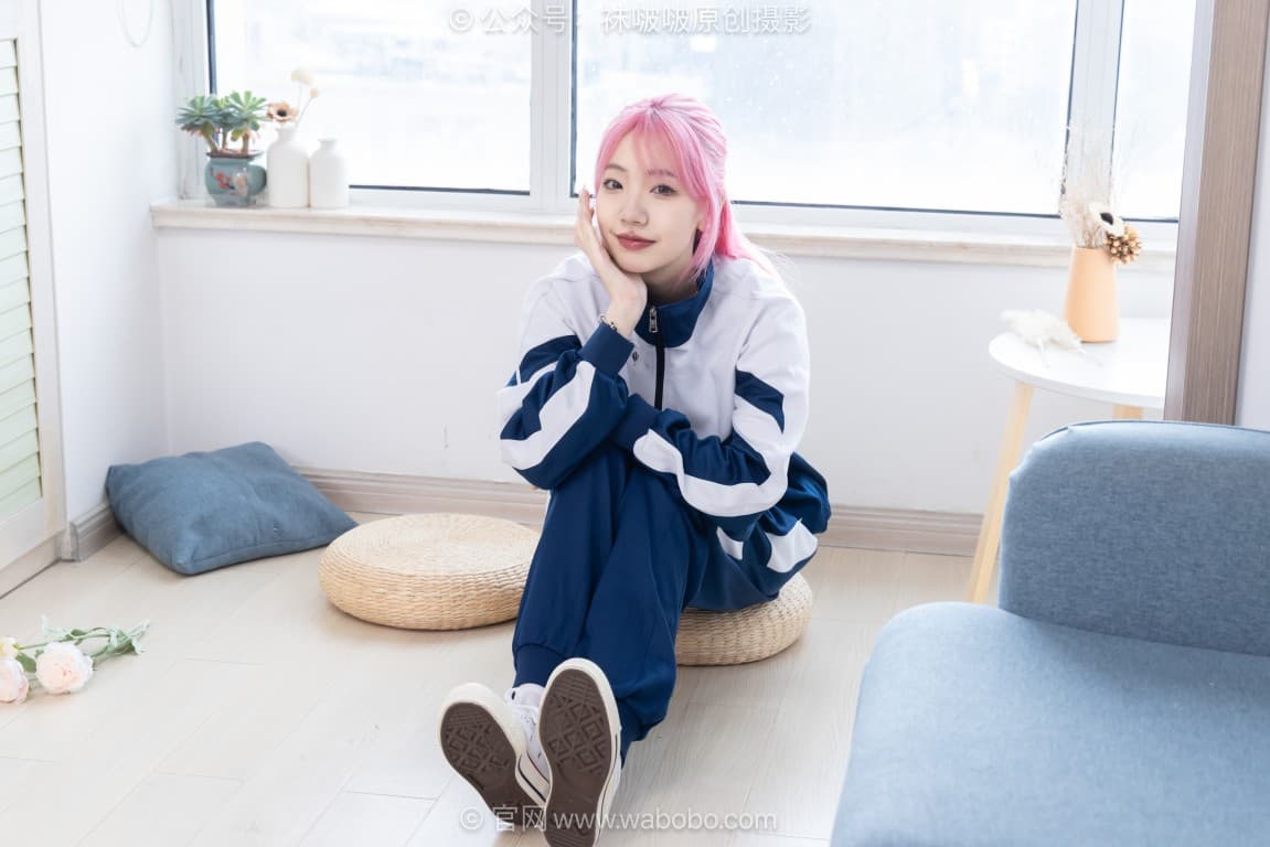 BoBoSocks袜啵啵 697期：小甜豆-帆布鞋、短款厚白丝、校服（花絮版）