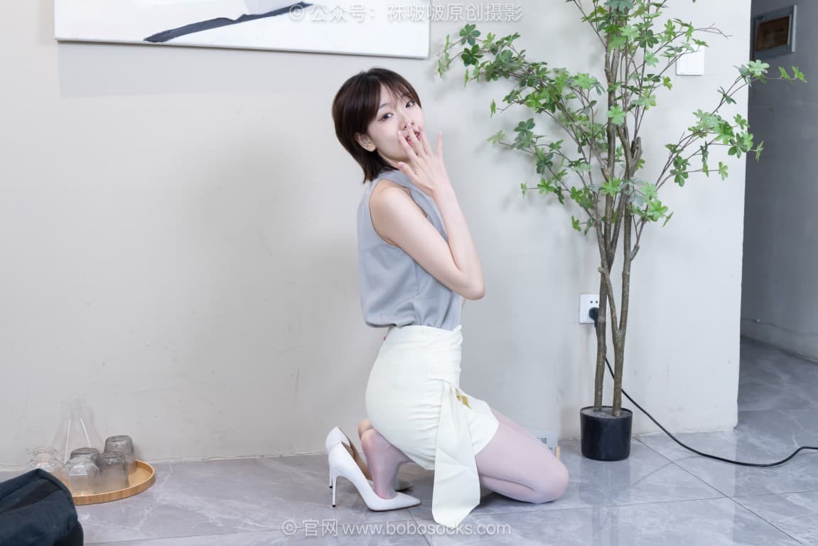 BoBoSocks袜啵啵 717期：小甜豆 高跟鞋、薄白丝（脚尖加固款）