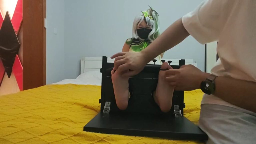 小草神纳西妲的挠痒体验